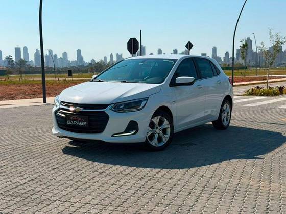 CHEVROLET ONIX 1.0 TURBO FLEX AUTOMÁTICO CHEVROLET ONIX 1.0 TURBO FLEX AUTOMÁTICO